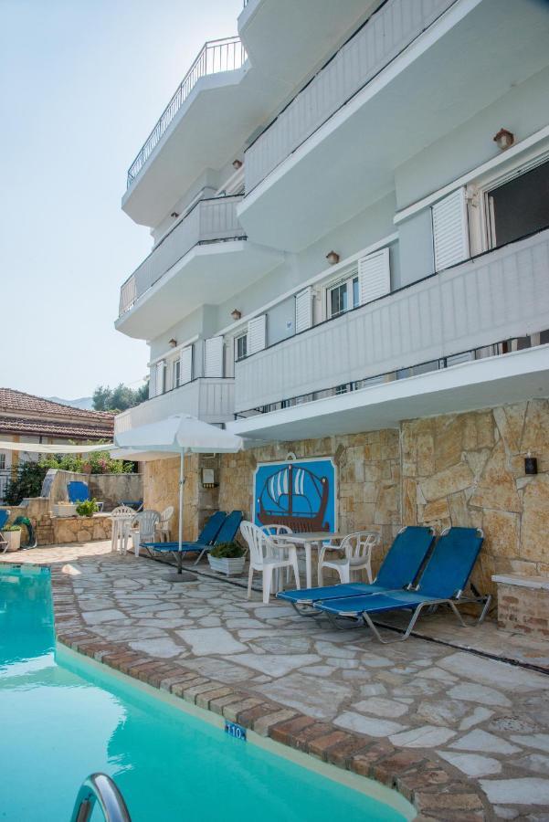 Limani Apartments Kassiopi Bagian luar foto