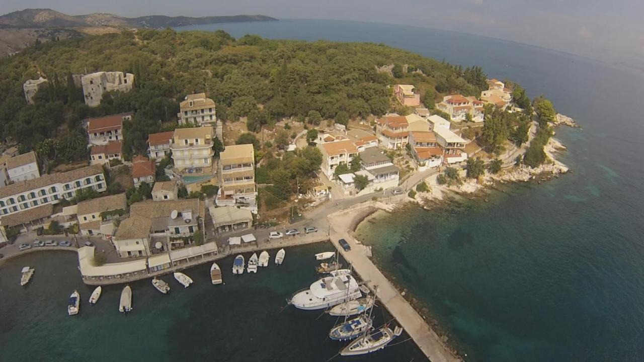 Limani Apartments Kassiopi Bagian luar foto